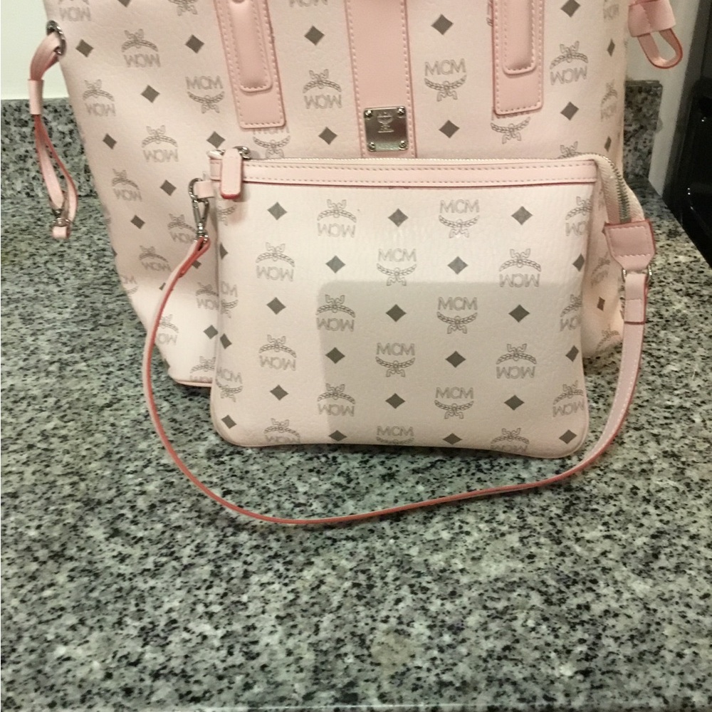 MCM Pink Visetos Monogram Tote Bag - Picture 3 of 15